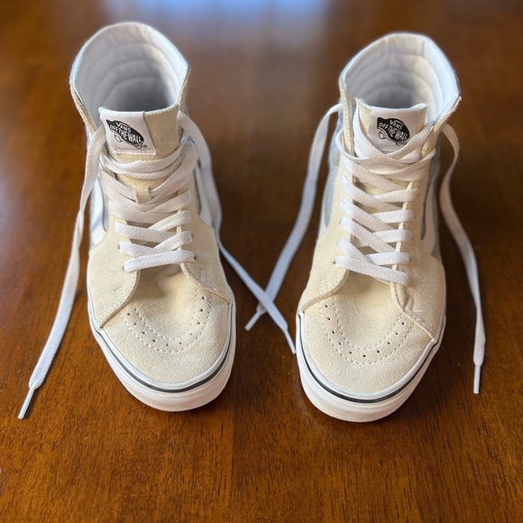 VANS - Sk8-Hi Herringbone Grey & White Suede Skate Shoes - Picture 2 of 7